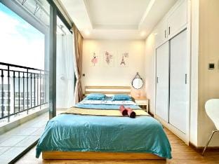 Deluxe Stu Near Vincom Mall, Aeon Ha Dong, BigC Vacation rental in Laos