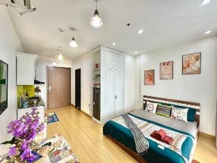 Near Marriott Hotel, Keangnam Vacation rental in Laos