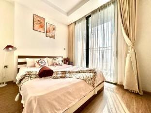 Walking Lake, Gym, Tennis Court, Volleyball Yard Vacation rental in Laos