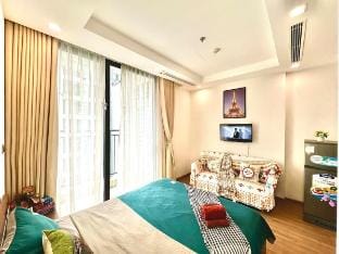 Walking Lake Tennis Basketball Badminton Pool Vacation rental in Laos