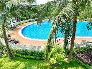 High Floor, Quiet, Comfortable, Clean Apt Vacation rental in Laos