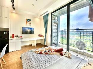 Hot Tub Washing Machine Free Wifi King Bed Vacation rental in Laos