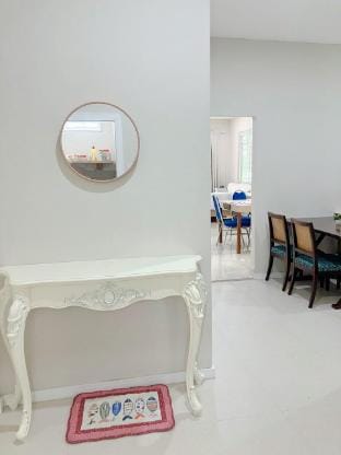 HUGE landed full house @free parkings Vacation rental in Kuching