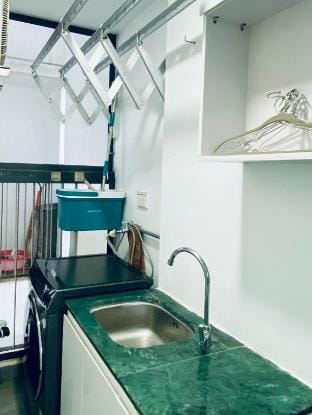 NERA Apartment - 3 Spacious Bedrooms in Hue Center Apartment in Laos