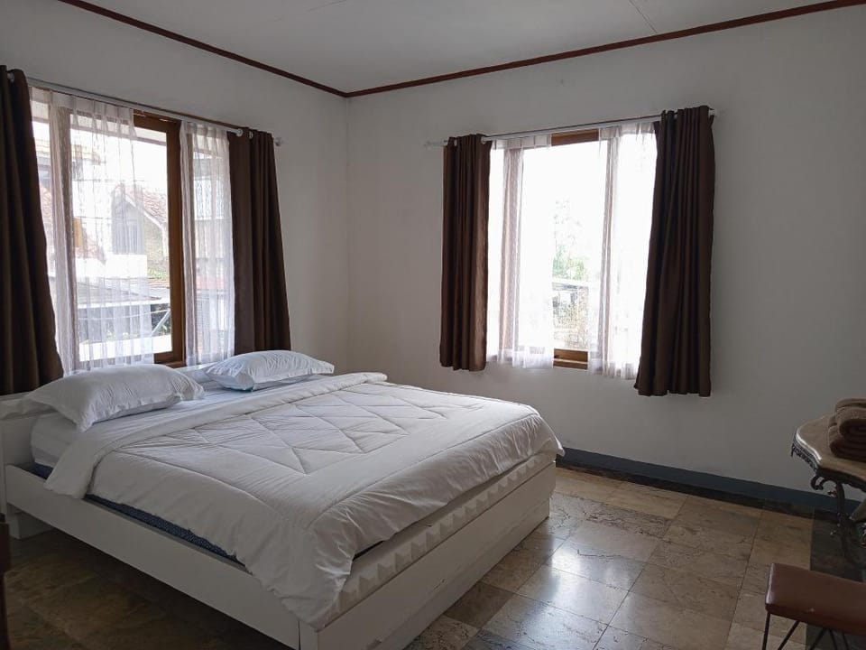 Nur Alam Hotel Hotel in Lembang