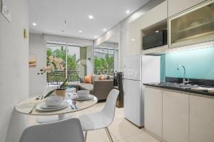 Chaya by Kozystay - Grogol Vacation rental in Jakarta
