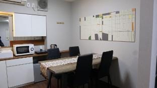 OSAKA 弁天町駅前民泊 | 73YADOS Vacation rental in Osaka