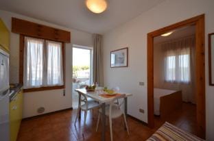 Adorable vacation home Just Steps from the Sea Apartment in Bibione