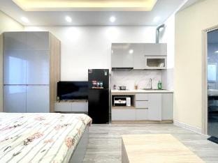 S2.1 - Luxury 30m2 Openning Studio near Q1 Vacation rental in Ho Chi Minh City