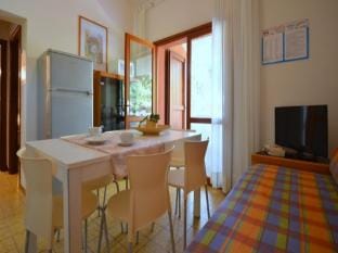 Luminous Apartment Surrounded by Greenery and Nature Apartment in Bibione