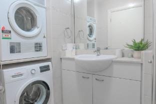 Apartment in Sydney CBD with High Speed Wifi Apartment in Sydney