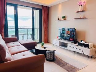 R&F Seaview Villa by Xin An Vacation rental in Johor Bahru