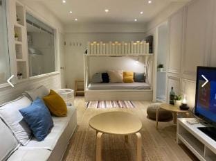Ximending Comfort Warm House Apartment in Taipei City