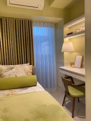 2 BR-Condo near NAIA Airport w/ Wi-Fi and Netflix Apartment in Las Pinas