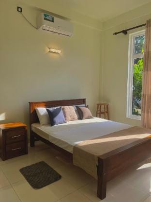 Free Airport Pickup and Modern Villa. Villa in Sri Lanka
