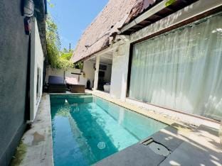 Tiga Kelapa Villa by Smart Digital Villa in Kuta