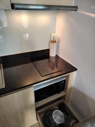Poolside 1BR/1BA @ Grand Caribbean Pattaya Vacation rental in Pattaya City