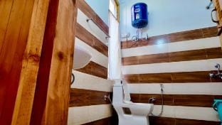 Woodland duplex cottage-2 jibhi Vacation rental in Himachal Pradesh