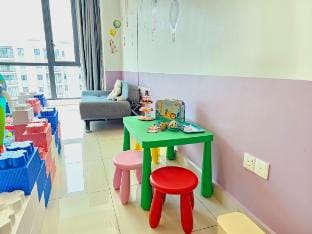 K1 Kid heaven Animal wonderland and bubble bathtub Vacation rental in George Town