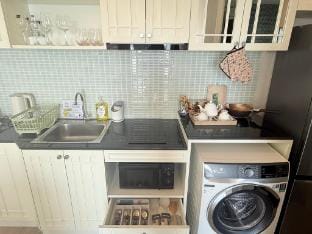 The Blu X 2 beds Family grand suite 50 sq.m. Apartment in Chon Buri Changwat