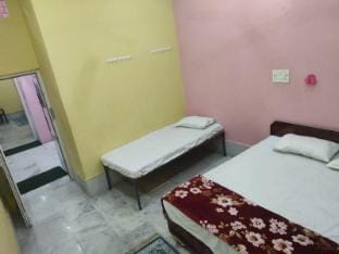 Bhardwaj home stay Vacation rental in Uttar Pradesh