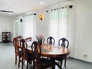 SeaZen Breeze Villa –Cozy Stay Near Weligama Beach Vacation rental in Southern Province