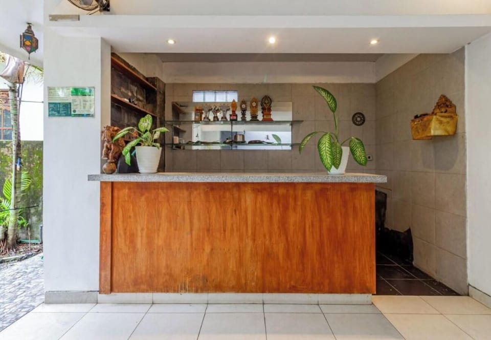 Saren Guesthouse By Secoms Hotel in North Kuta