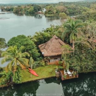 Nara Villa - Kamp Aleixo Lake Cabins Vacation rental in Calabarzon