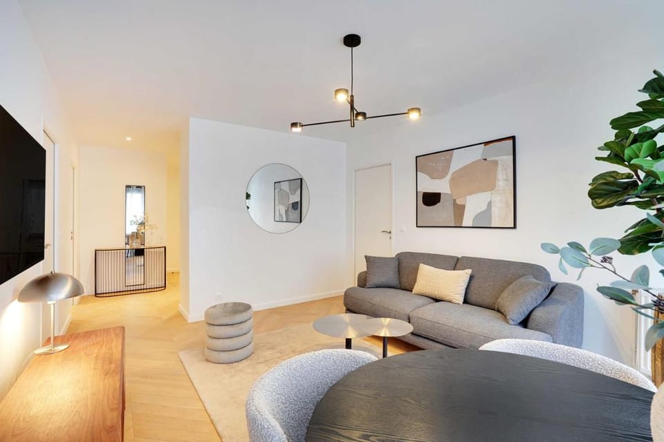 Sleek & Refined Apartment - Levallois-Perret Apartment in Levallois-Perret