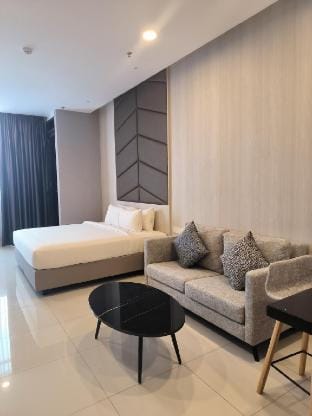 Cozy & Chic Short Stay @Hartamas Apartment in Petaling Jaya
