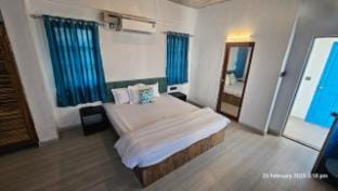 Isa's House  Villa in Alibag