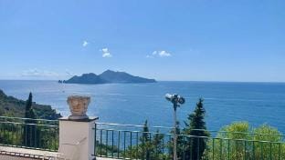 Villa Paradiso  Villa in Campania