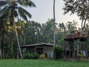 Crystal Water Inn Villa in Uva Province, Sri Lanka