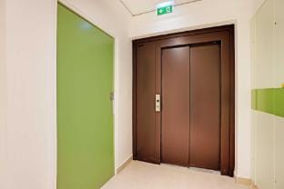 Studio Sleek & Refined - Levallois-Perret Apartment in Levallois-Perret