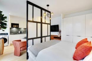 Studio Sleek & Refined - Levallois-Perret Apartment in Levallois-Perret