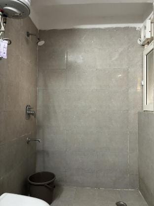 Peaceful Perch Apartment in Noida