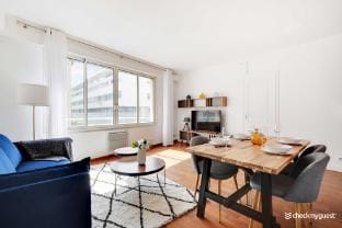 Welcoming apartment - 3BR/6P - Near Convention  Apartment in Paris
