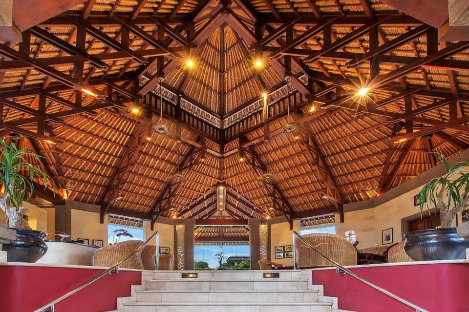 CasCades Suites Resort in Tampaksiring