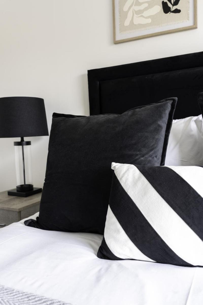 Charlotte Apartment Bed and Breakfast in Glasgow