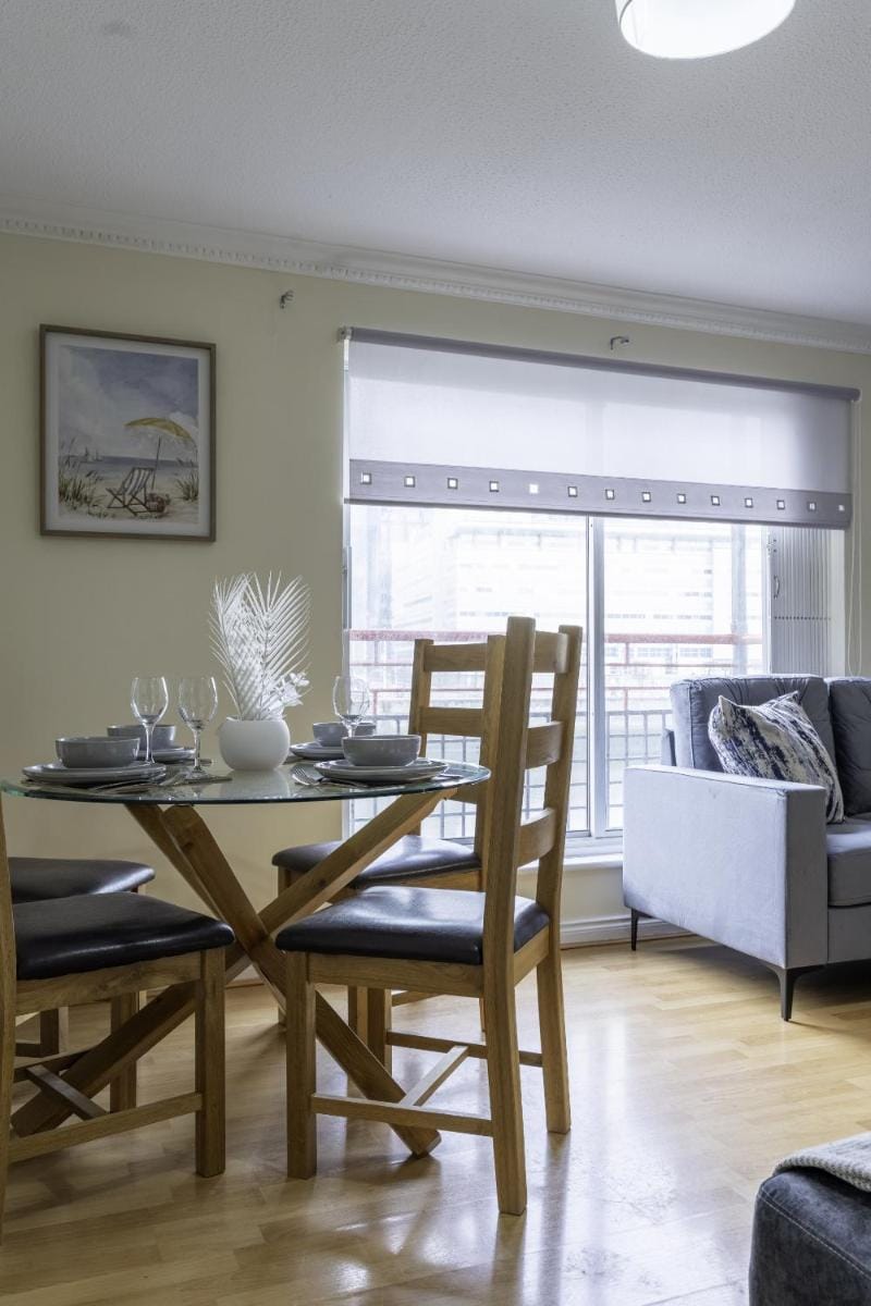 Riverview House Apartment in Glasgow