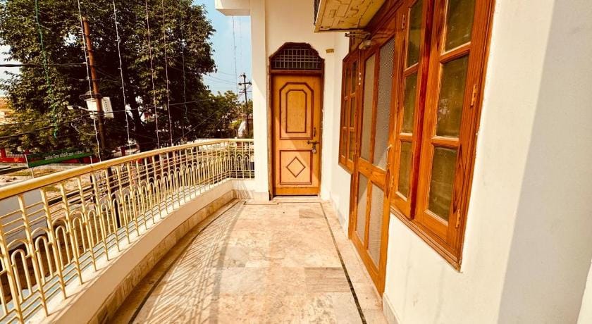 Hotel Chitrakoot Hotel in Varanasi