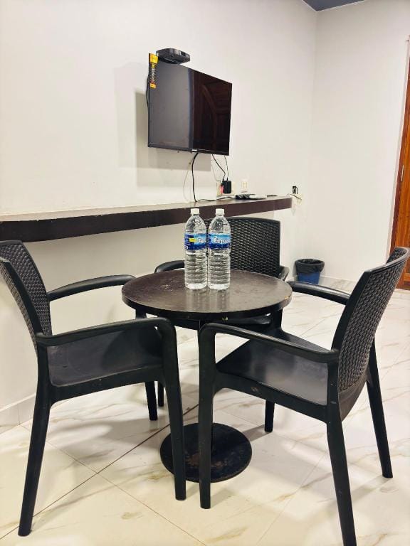 The Elite Beachview Bed and Breakfast in Puducherry, India