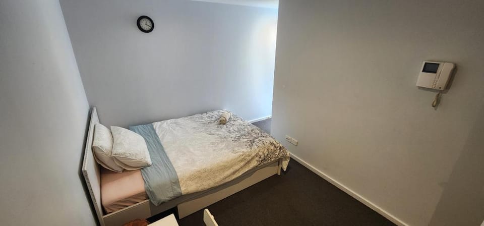Lovely Private Master Bedroom Vacation rental in Melbourne