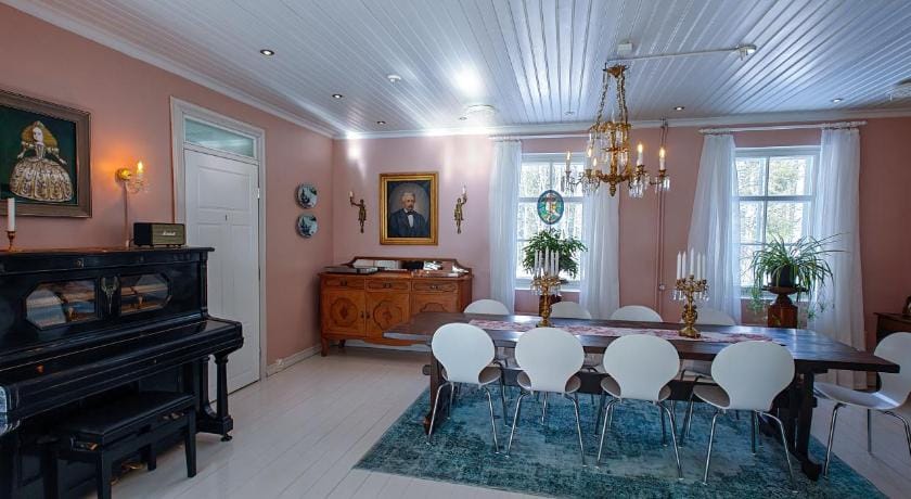 Wiisalan Kartano Bed and Breakfast in Finland