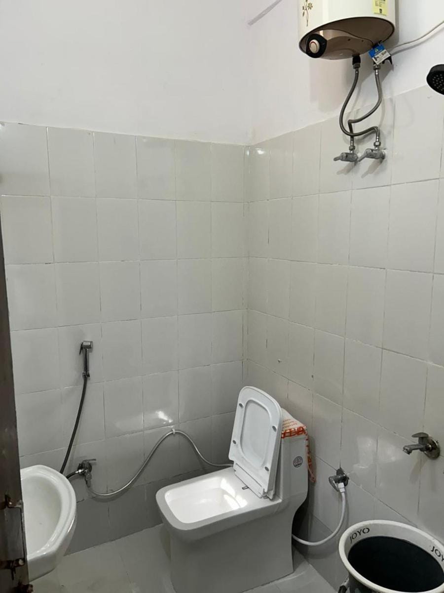 Viraj Cottage 2 bhk AC Free WiFi & Parking Near Ram Mandir Apartment in Nepal