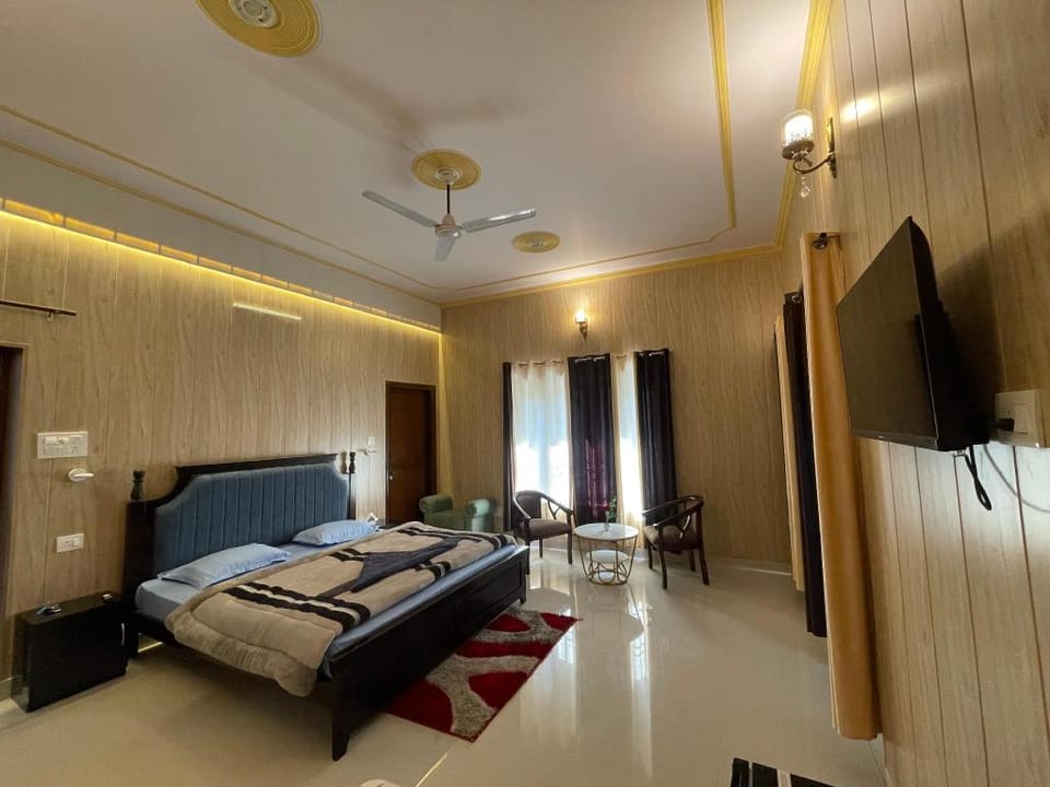 Sapphire Stays : Bhowali Hotel in Uttarakhand