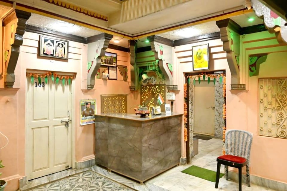 Gayatri Paying Guest House Hotel in Varanasi