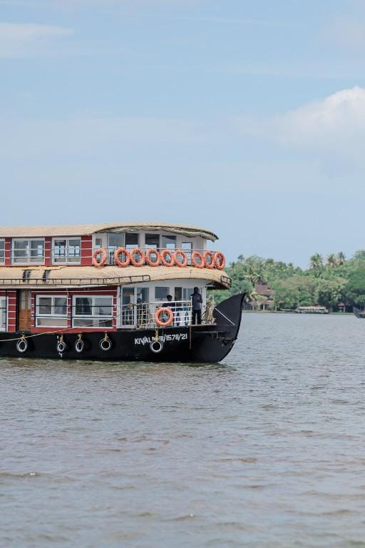 EcoHouseboats Docked boat in Alappuzha