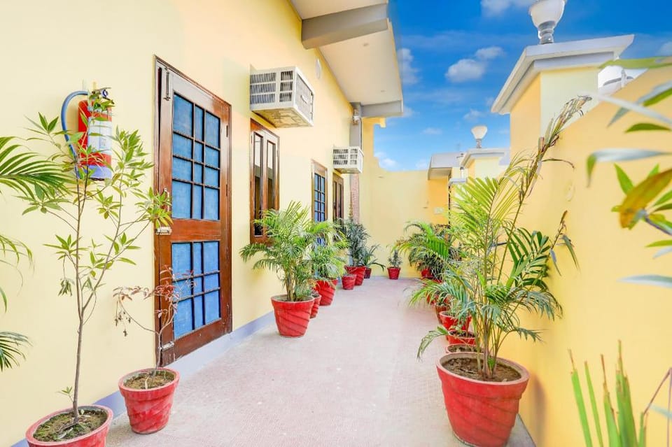 Hotel O Glory green farms and guest house Hotel in Uttarakhand
