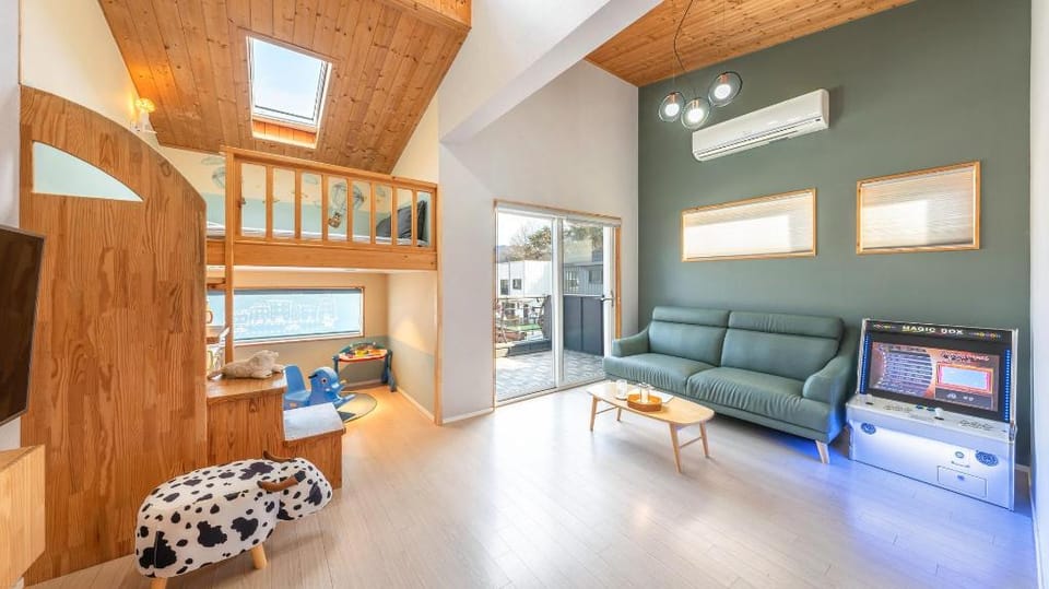 Gyeongju JamJam Kids Pool Villa Pension Bed and Breakfast in South Korea